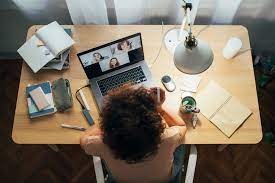 O que é uma microfranquia digital? Veja exemplos