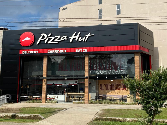 PIZZA HUT